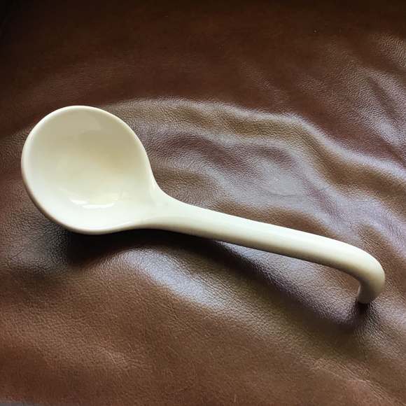 Ceramic Soup Tureen - Picture 9 of 9